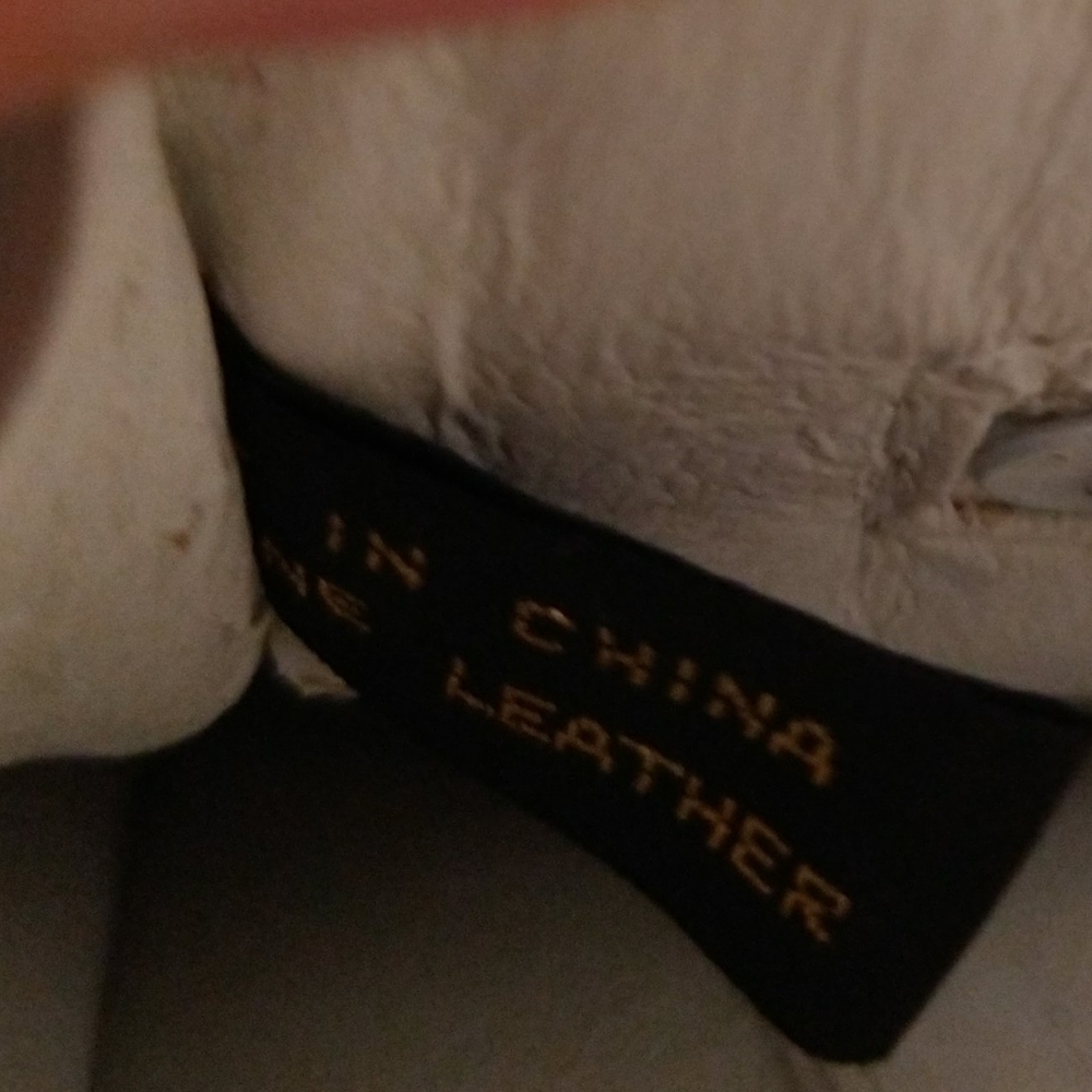 Vintage White Leather crossbody bag/clutch - Picture 7 of 8